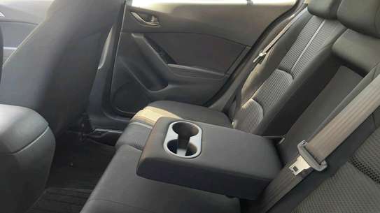 Mazda axela hatchback petrol 2018model image 8