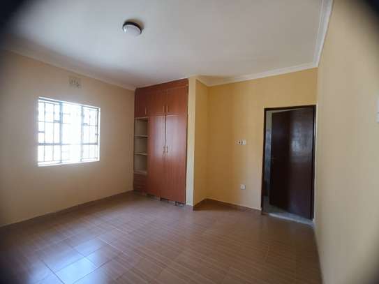 3 Bed House with Garage in Ongata Rongai image 7