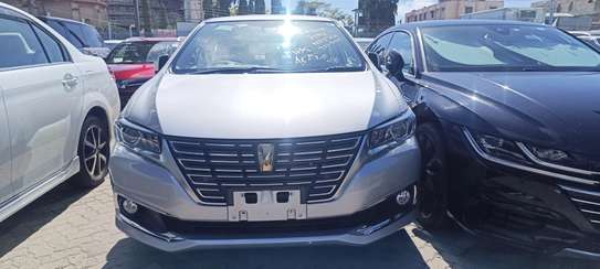 Toyota Premio F Silver 2018 1500cc image 1