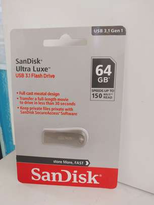 NEW Sandisk Ultra Luxe USB 3.1 64GB Silver Metal image 2