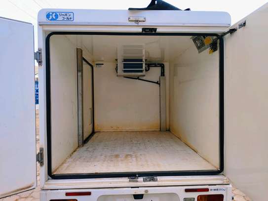 Daihatsu Hijet truck fridge 2017 image 13