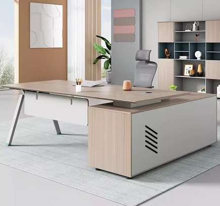 Office Desk: 1800mm Spacious L Office Desk image 5