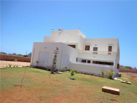 4 Bed House with En Suite at Vipingo image 17