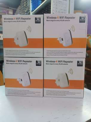 300Mbps Wireless-N Wifi Repeater 2.4G AP Router Signal Boos image 1