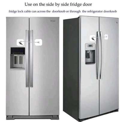 Child Safety fridge lock with  key image 3