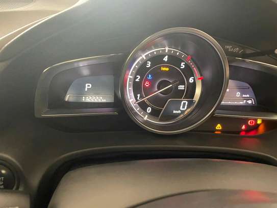 Mazda axela Sunroof image 2