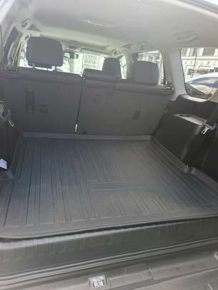 Toyota land cruiser Prado TZG image 10