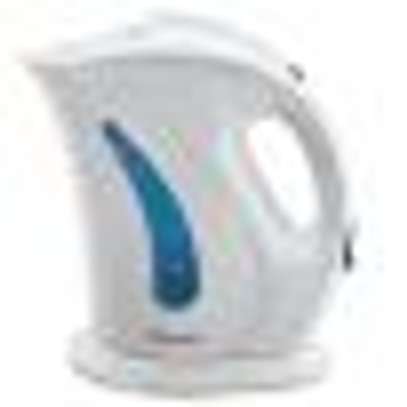 RAMTONS CORDLESS ELECTRIC KETTLE 1.7 LITERS WHITE AND BLUE- image 5