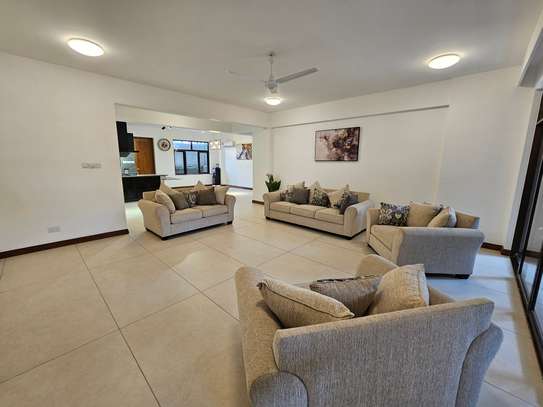 3 Bed Apartment with En Suite in Nyali Area image 31