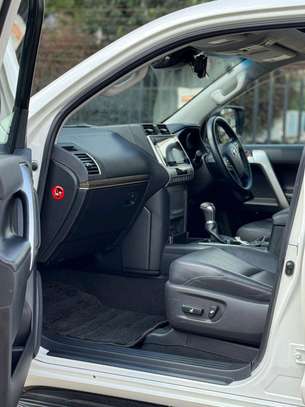 Toyota Land cruiser prado TX white 2017 image 5