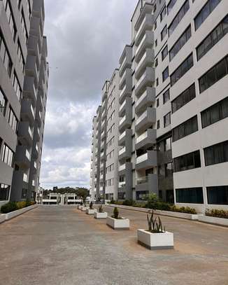 4 Bed Apartment with En Suite at Hatheru Road image 15