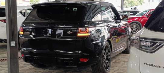 Range Rover sport SVR Black 2018 image 10