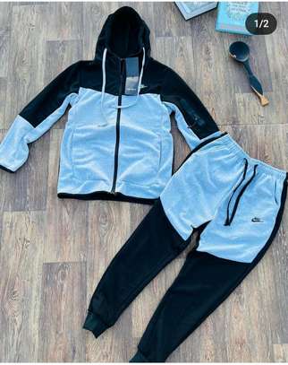 Nike tracksuits heavy material image 5