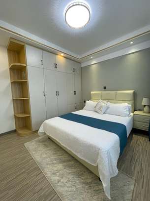 3 Bed Apartment with En Suite in Lavington image 9