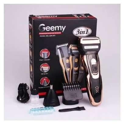 Geemy 595 3-in-1 Multifunctional Hair Trimmer/Shaver image 1