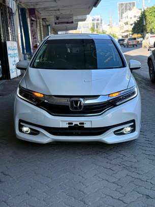 Honda shuttle newshape image 2