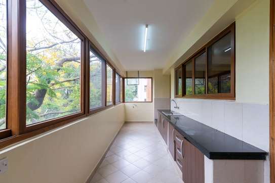 3 Bed Apartment with En Suite at Westlands image 12