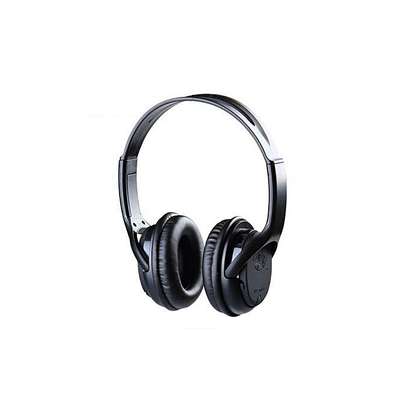 BAT Music SD Card Headphones With FM - Black image 1