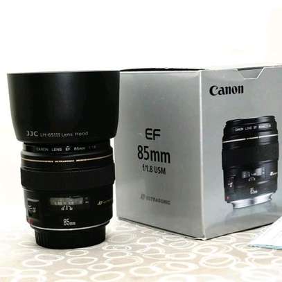 Canon EF 85 Mm F/1.8 Lens image 2
