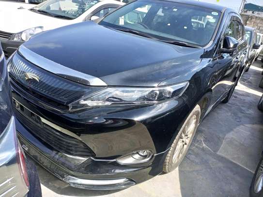 Toyota harrier new shape image 7