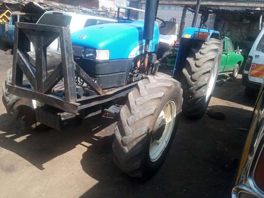 New Holland Tt75 tractor image 4
