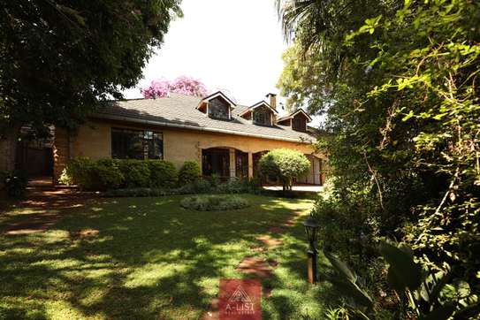 4 Bed House with En Suite at Loresho image 10