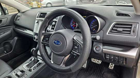 Subaru outback Brown 2018 AWD image 4