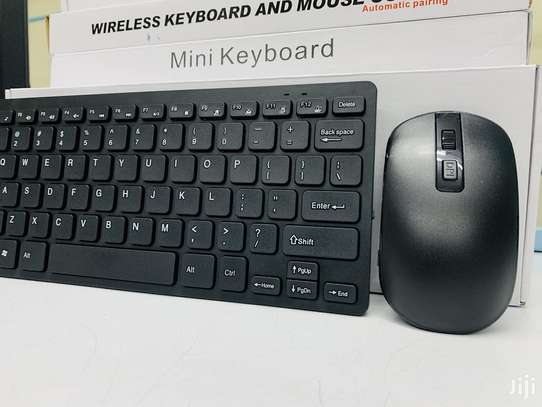 Black Wireless Keyboard image 1