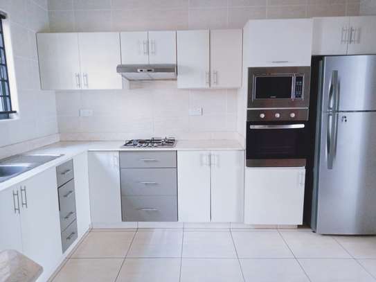 3 Bed Apartment with En Suite at Off Rhapta Road image 20