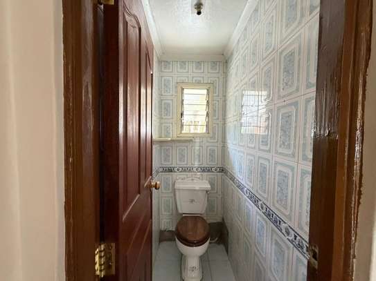 4 Bed Townhouse with En Suite in South C image 10