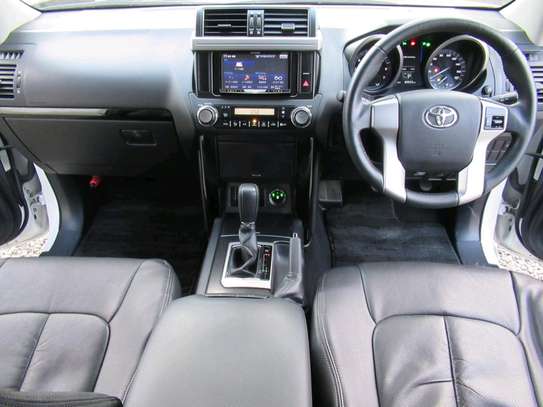 2015 Toyota Prado Petrol 7 Seater Leather interior KDJ image 6