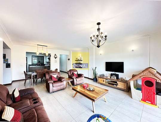 3 Bed Apartment  in Parklands image 5