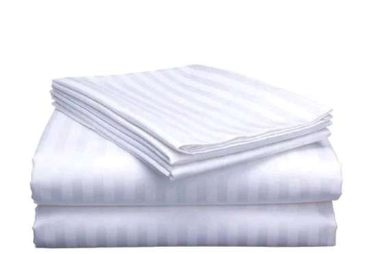 STRIPED WHITE BEDSHEETS image 1