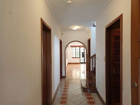4 Bed Townhouse with En Suite at Spring Valley. image 2