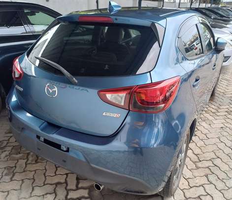 Mazda demio 2017 image 5