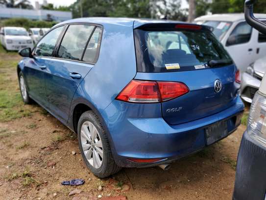 VW Golf image 15