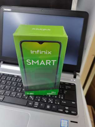 Infinix Smart 5, 32GB + 2GB RAM, 6.6", (Dual SIM), Midnight Black image 2