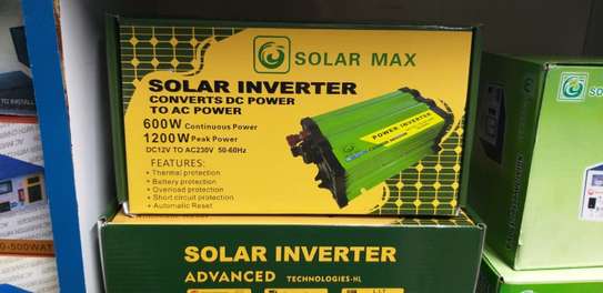 Solarmax Solar Power Inverter Full Power 600W Peak 1200W image 1
