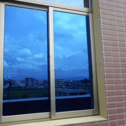 24 Hour Window tint services | Window tints and shades | Office Window Blind in Kenya | Get a free quote for window film today. image 7