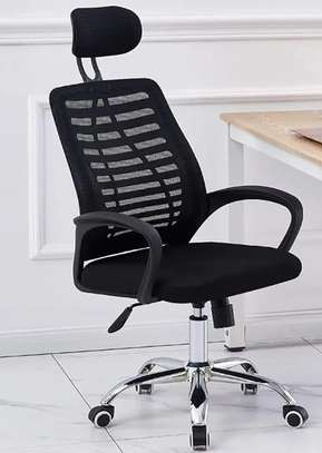 Office Chair; Understated Headrest Detailing Office Chair image 6