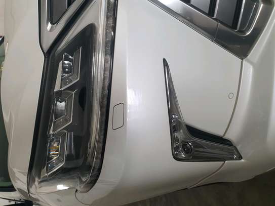 Lexus lx570 2017 image 7