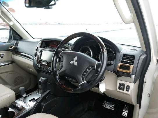 PAJERO EXCEED ( HIRE PURCHASE ACCEPTED) image 4