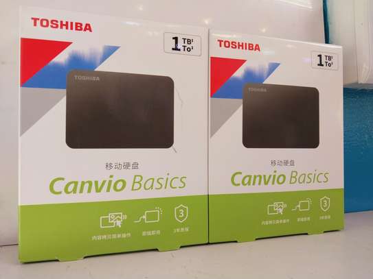 Toshiba Canvio Basics 1 TB 2.5 External Hard Drive USB 3/2.0 image 1