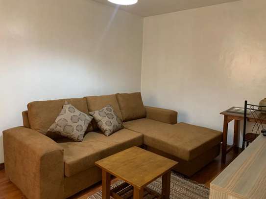 Fully Furnished and Serviced 1 Bedroom apartment in kilimani image 4