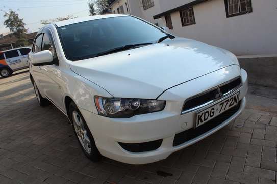 MITSUBISHI GALANT FORTIS 1.8I 2014 100,000 KMS image 2