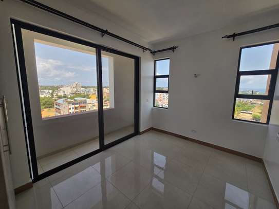 3 Bed Apartment with En Suite in Nyali Area image 15