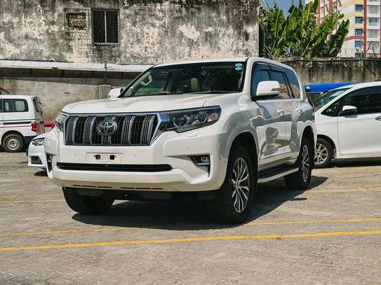 Toyota land cruiser Prado TZG 2018 Diesel image 2