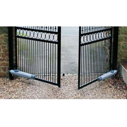 swing gate and sliding gate  installers in kenya image 3