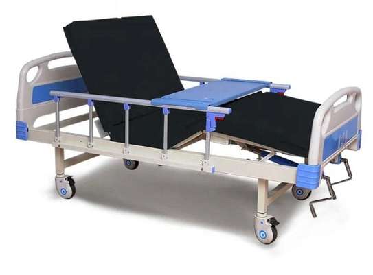 MEDICAL BED 2FUNCTION MANUAL HOSPITAL BED PRICE IN KENYA image 5