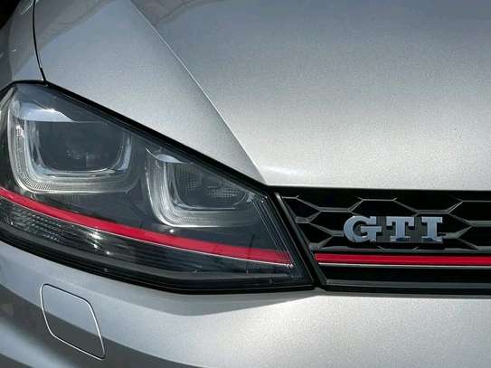 Volkswagen Golf GTI silver image 9